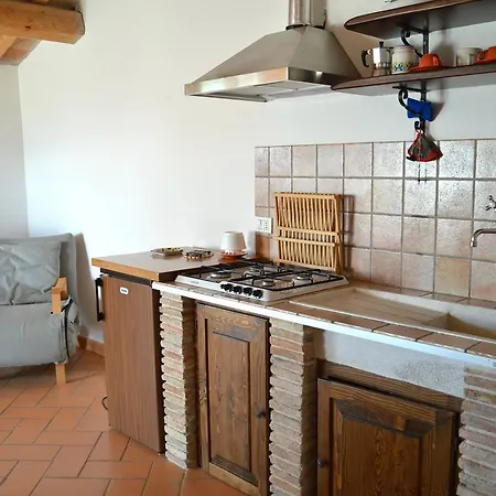 Apartment Santa Maria Del Gallo Apiro